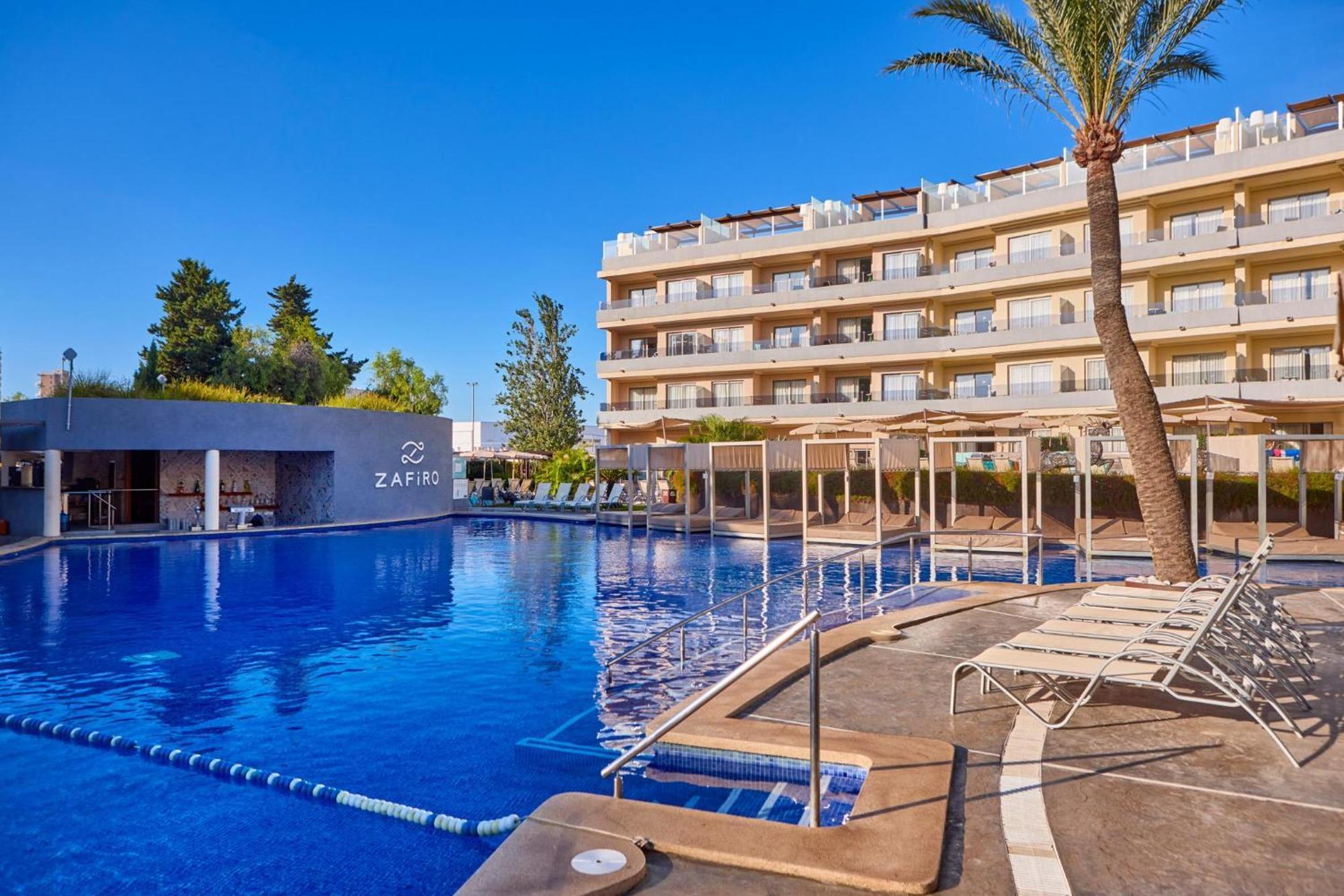 Zafiro Palmanova Aparthotel Luaran gambar