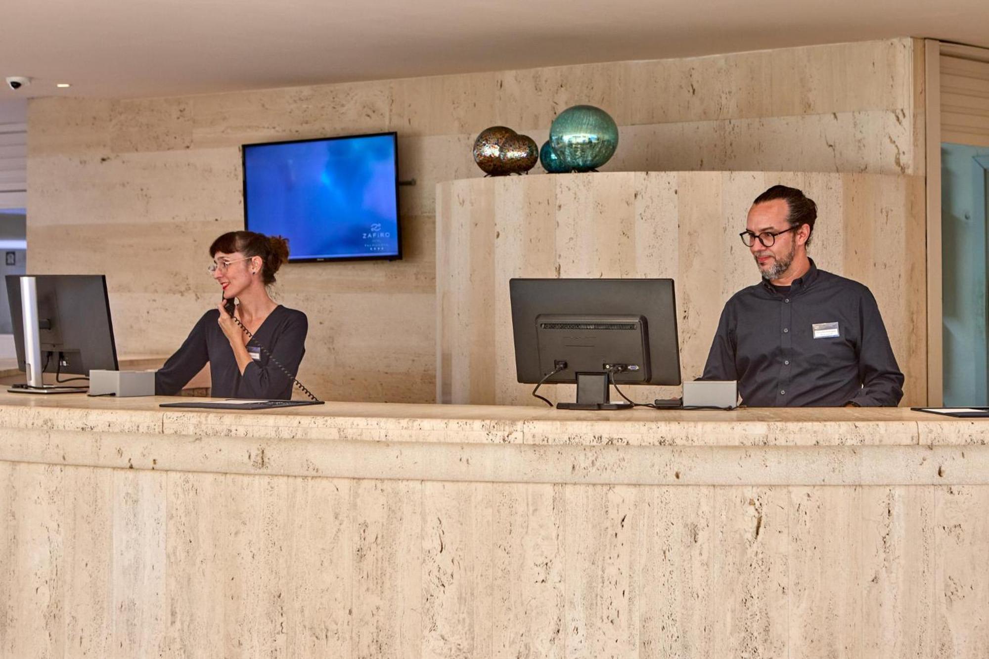 Zafiro Palmanova Aparthotel Luaran gambar