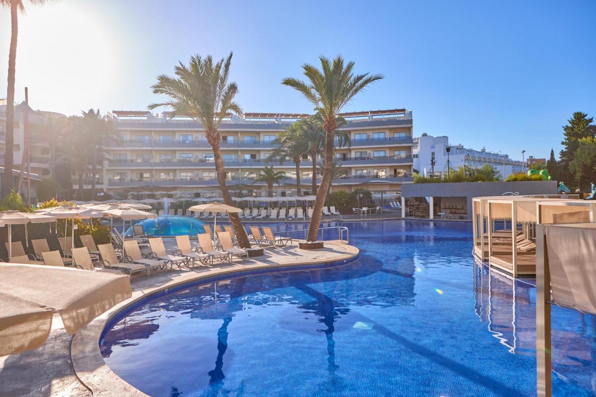 Zafiro Palmanova Aparthotel Luaran gambar