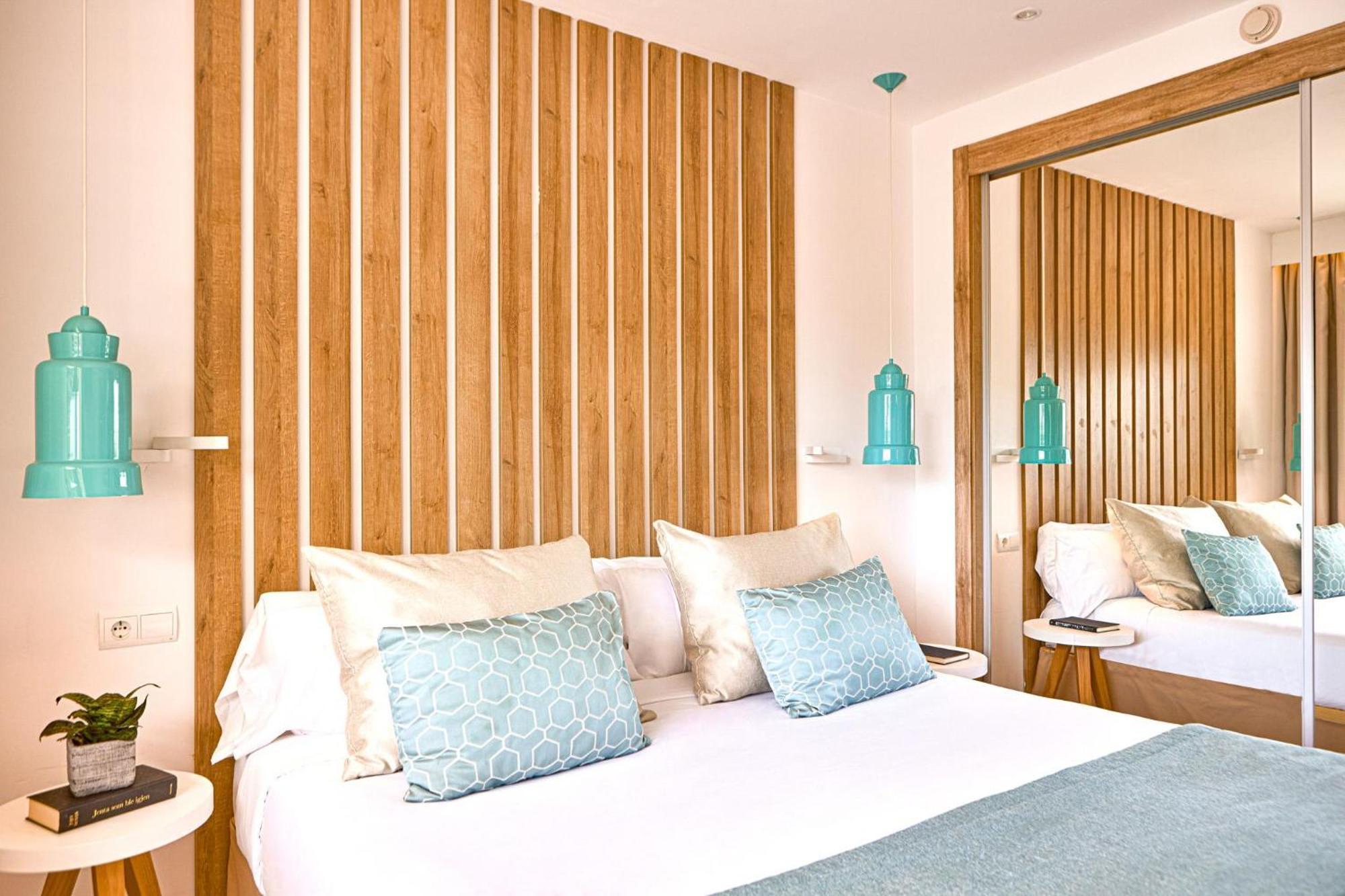 Zafiro Palmanova Aparthotel Luaran gambar